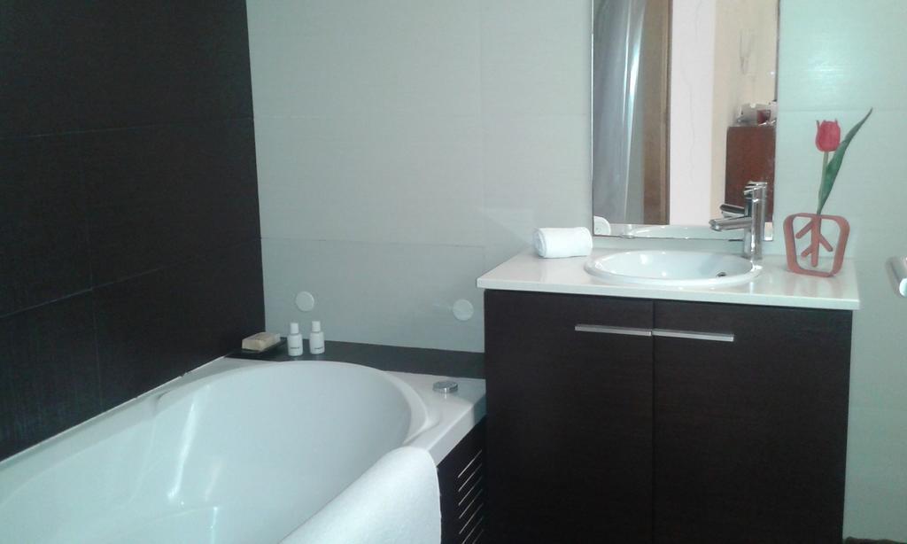Lovely Apartment @ Aveiro'S Downtown Esterno foto